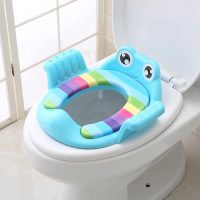 Bệt lót bồn cầu MINIIN có tay vịn hỗ trợ trẻ tự tin tập đi vệ sinh mỗi ngày một cách an toàn