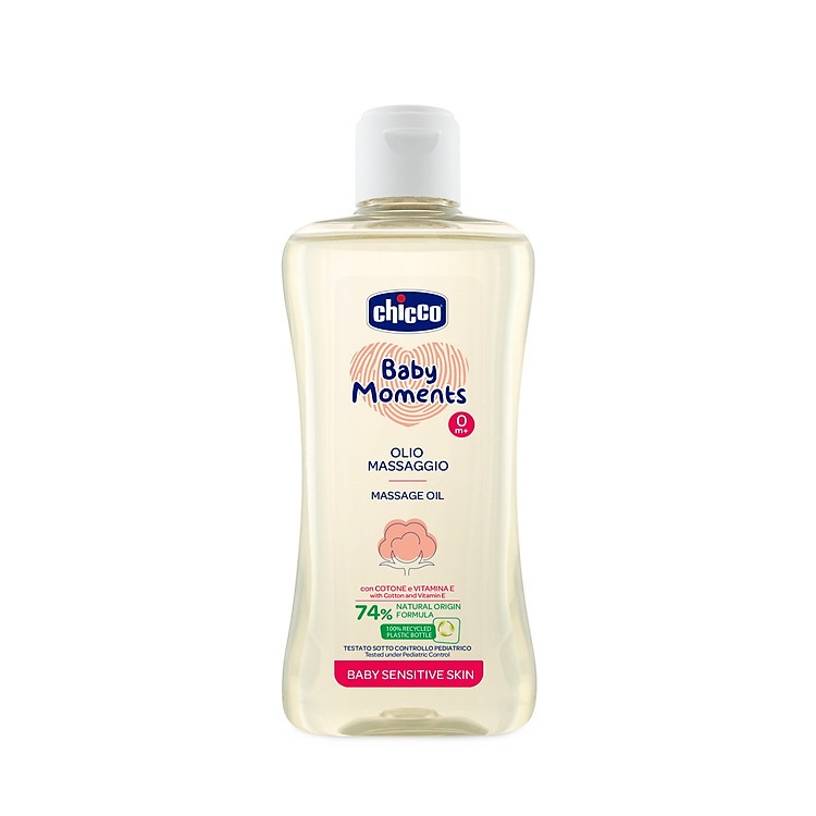 Combo dầu mát-xa hạt bông Chicco 200ml tặng kèm sữa tắm gội yến mạch dành cho bé