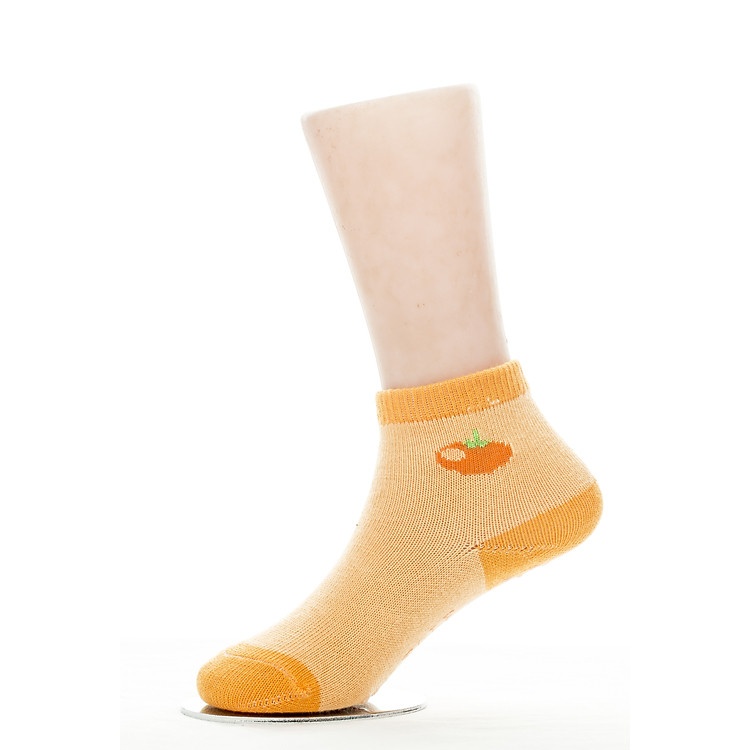 Giải pháp an toàn cho bé với combo 3 đôi vớ chống trượt Basic ELLE EBK05 tiết kiệm 10 phần trăm