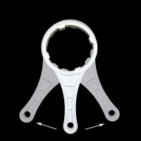 Tay vặn ly cốc máy lọc nước 10 inch hàng chính hãng bảo hành tốt