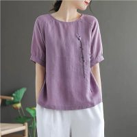Áo kiểu đũi nữ thêu hoa thủ công tỉ mỉ tôn vinh vẻ đẹp dịu dàng thanh lịch