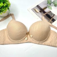 Áo lót nâng ngực Vicci AV.17 mút mỏng bản lưng to giúp tạo khe quyến rũ