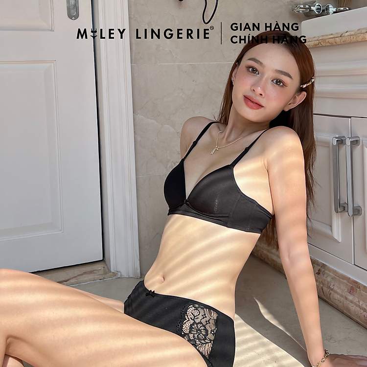 Áo Lót Nữ Miley Lingerie BRW02115 Không Gọng Cotton Màu Trắng Kem Bảo Vệ Vòng Một
