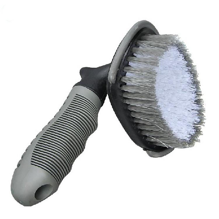 Bàn chải rửa xe chuyên dụng Henrysa vệ sinh sạch sẽ mọi ngóc ngách vành lốp