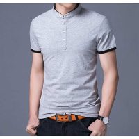 Cải thiện phong cách cá nhân với áo thun nam ngắn tay cổ trụ SITAKI ATN01