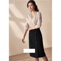 Cập nhật tủ đồ thời trang với chân váy 6 nút Hana phong cách Hàn Quốc trẻ trung
