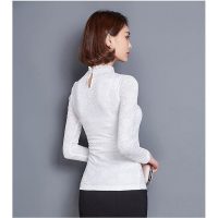 Cập nhật xu hướng mới với áo ren thu đông ale34 cổ tròn lót dày đầy cuốn hút
