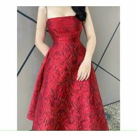 Đầm gấm hoa cao cấp trẻ trung năng động có mút ngực lót sẵn cho nàng thêm phần cuốn hút