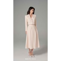 Đầu tư cho diện mạo hoàn hảo với set áo blazer Euphoria phối chân váy xòe thiết kế cao cấp