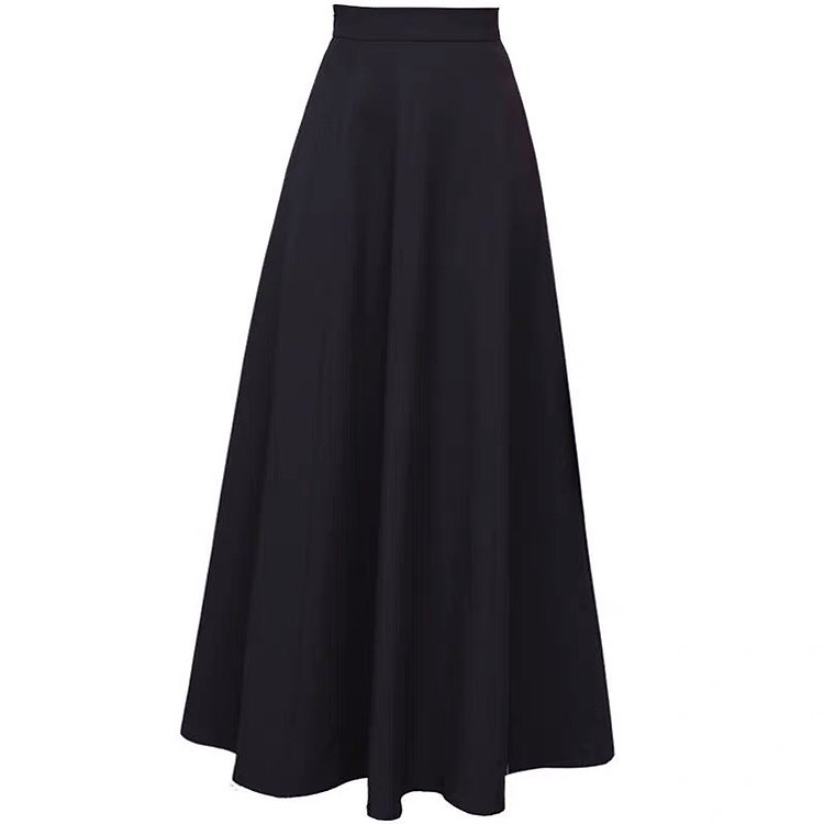 Đầu tư cho phong cách cá nhân với chân váy xòe dài sang trọng chuẩn form dáng