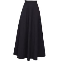 Đầu tư cho phong cách cá nhân với chân váy xòe dài sang trọng chuẩn form dáng