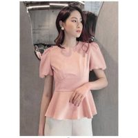 Đón đầu xu hướng thời trang mới với bộ sưu tập áo cổ tròn peplum đa dạng sắc màu