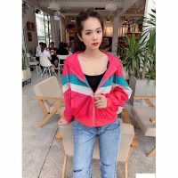 Đừng bỏ lỡ cơ hội sở hữu áo khoác nữ thiết kế độc quyền chỉ có tại cửa hàng