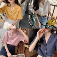 Giải pháp trang phục công sở tối ưu với áo sơ mi nữ cổ V cộc tay trẻ trung