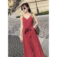 Jumpsuit ống rộng MX046 thiết kế hai dây thanh lịch giúp bạn tỏa sáng trong mọi buổi tiệc