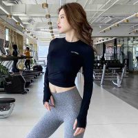 Lựa chọn hoàn hảo cho quý cô hiện đại với áo thun nữ dài tay dệt kim cao cấp