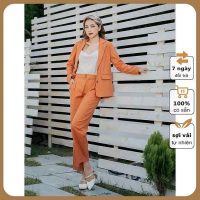 Mẫu áo Vest nữ chất linen mềm mịn cổ xẻ dẫn đầu xu hướng thời trang mới