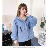 Nâng tầm phong cách cá nhân với chiếc áo khoác jean nữ Titishop NT107 đầy lôi cuốn