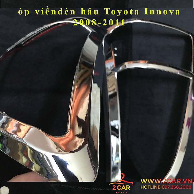 Ốp trang trí viền đèn pha hậu Toyota Innova 2009-2011 mang lại vẻ ngoài mới mẻ và ấn tượng