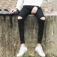 Quần Jean Nam Đen Dáng Ôm Body Phong Cách Hàn Quốc Đang Làm Mưa Làm Gió