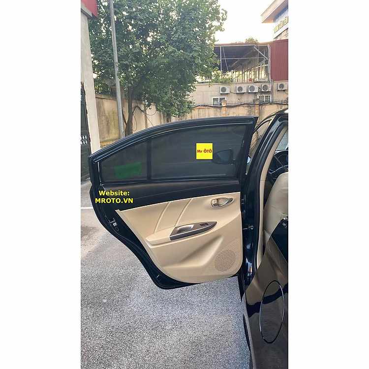 Rèm che nắng nam châm cố định chắc chắn cho cửa xe Toyota Altis sản xuất 2014-2020