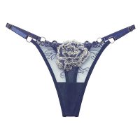 Tỏa sáng trong không gian riêng tư cùng quần lót lọt khe nữ hoàng Cleopatra xuyên thấu độc đáo