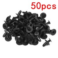 Trang bị bộ 620 chốt vít nhựa đa năng để luôn sẵn sàng xử lý mọi hư hỏng trên xe