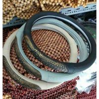 Trang bị bọc vô lăng da cá sấu chuẩn form dáng hiện đại cam kết chất lượng như hình chụp