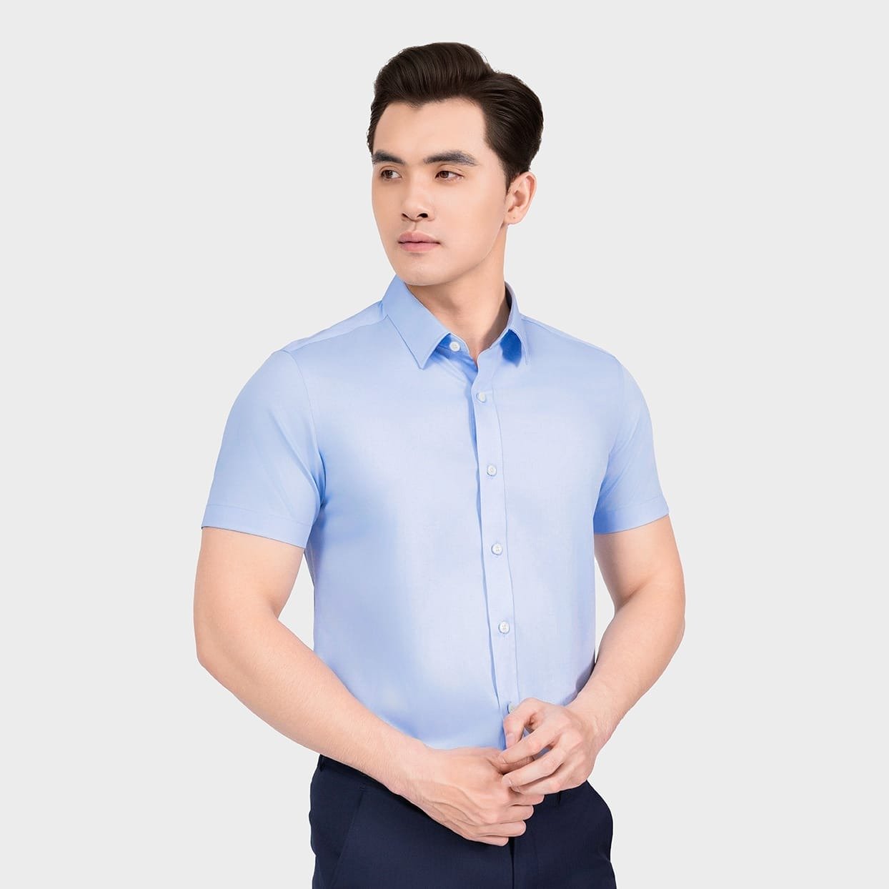 Áo Sơ Mi Aristino Slim Fit: Biến Bạn Thành Người Hùng Của Phong Cách