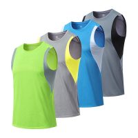 Áo thun sát nách nam mang lại diện mạo mới mẻ và đầy sức sống cho phái mạnh