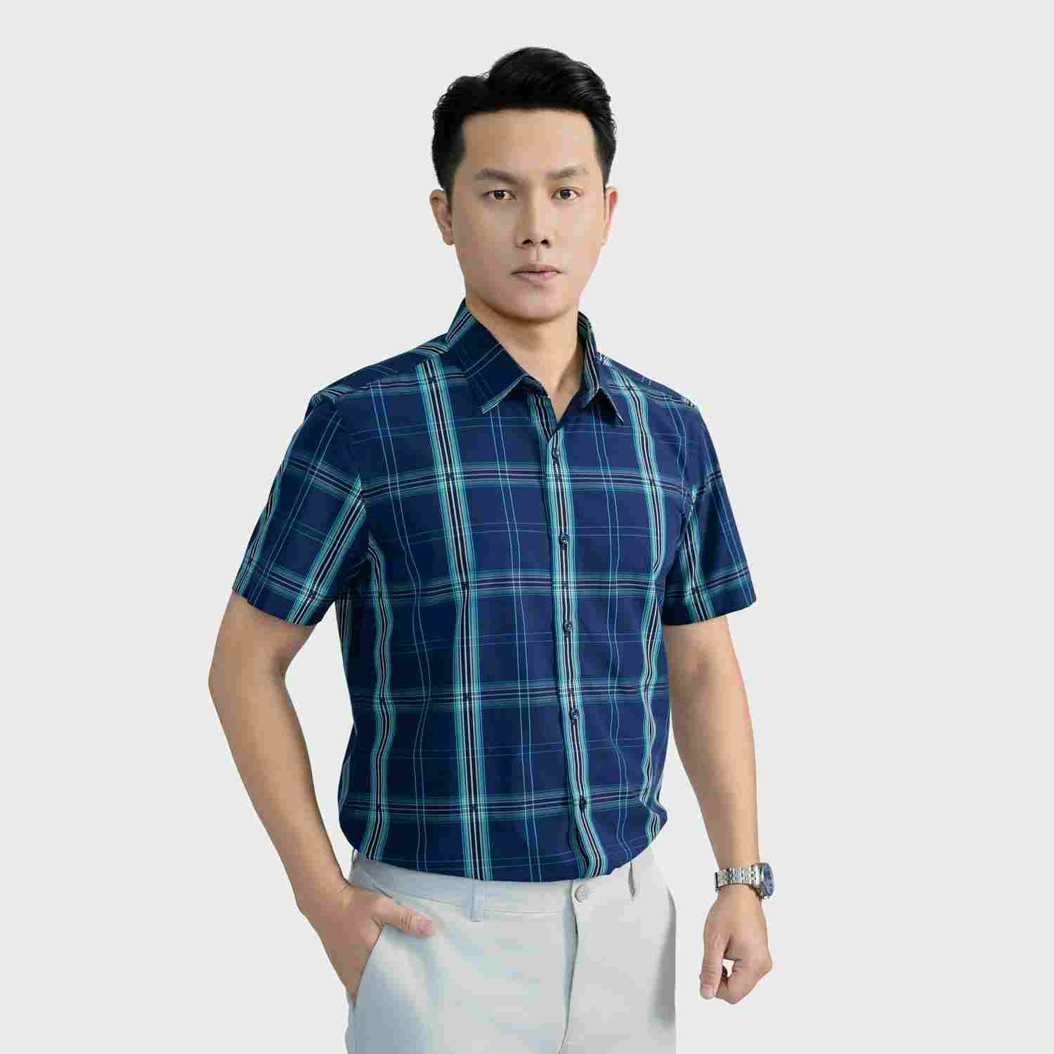 Aristino áo sơ mi nam tím than kẻ: Slim fit, khẳng định phong cách riêng