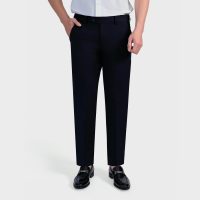 Aristino Regular Fit: Quần âu nam – Biểu tượng của sự lịch lãm và thành công