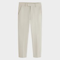 Aristino Slim Fit: Quần âu nam – Biểu tượng của sự lịch lãm và thành công