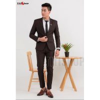 Cập nhật xu hướng thời trang mới nhất với mẫu áo vest nam Titishop AVN143 đen nâu nổi bật