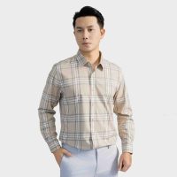 Chọn ngay áo sơ mi nam be kẻ Aristino slim fit để khẳng định phong cách cá nhân.