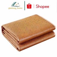 Đảm bảo an toàn khi đi xe mưa: Áo mưa trong suốt kèm kính chắn