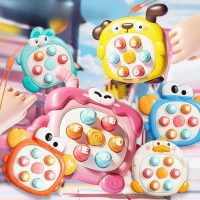 Đồ chơi giáo dục sớm: Gõ chuột giúp bé khám phá và học hỏi không ngừng