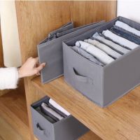 Hộp vải đựng quần áo, đồ lót, tất vớ: Giúp tủ quần áo của bạn luôn gọn gàng.