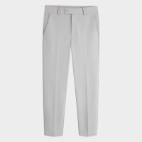 Lựa Chọn Quần Âu Aristino Xám Slim Fit: Tôn Dáng, Thể Hiện Cá Tính