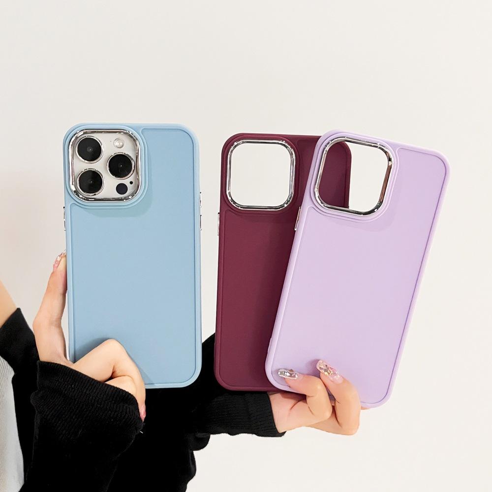 Ốp lưng iPhone viền kim loại, silicon mềm mại, bảo vệ tối ưu, thiết kế tinh gọn