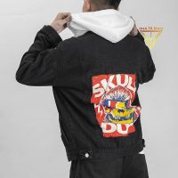 Phong cách cool ngầu với áo khoác jean đen nam có nón nỉ skull độc đáo.