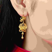 Bông tai cưới vàng PNJ Trầu Cau: Vẻ đẹp kiêu sa, tỏa sáng rạng ngời