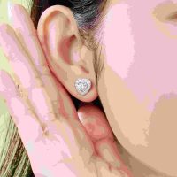 Bông tai kim cương PNJ vàng trắng 14K: Tận hưởng sự sang trọng tuyệt đối