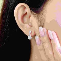 Bông tai vàng trắng 14K Disney Rapunzel PNJ - Vẻ đẹp cổ tích hiện đại