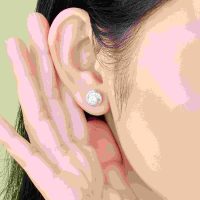 Bông tai vàng trắng PNJ đính đá ECZ, khẳng định phong cách thời thượng