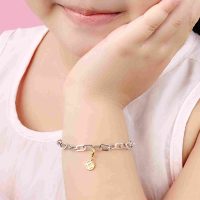 Charm Vàng 10K Disney Mickey PNJ - Tinh tế trong từng đường nét