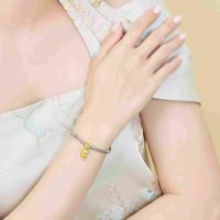 Hạt Charm Vàng 99% PNJ Turning Gold: Vẻ đẹp tinh khôi, giá trị vĩnh cửu