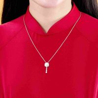Mặt dây chuyền vàng trắng 10K PNJ đính đá ECZ - Phong cách và cá tính