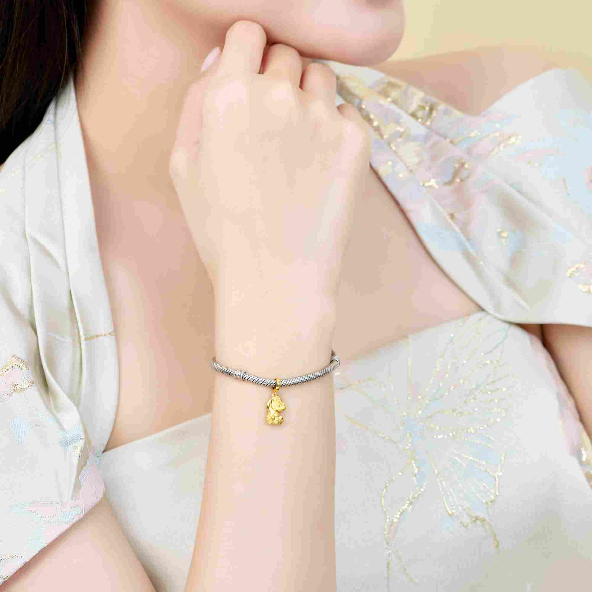 PNJ Turning Gold: Hạt Charm vàng 99% - Biểu tượng cho sự giàu sang và phú quý