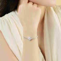 PNJSilver Charm Bạc Đính Đá Cỏ 4 Lá: Vòng tay phong thủy mang lại bình an